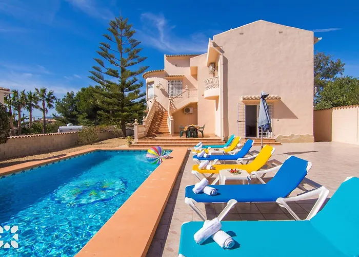 Villa Luna Feliz By Abahana Villas *